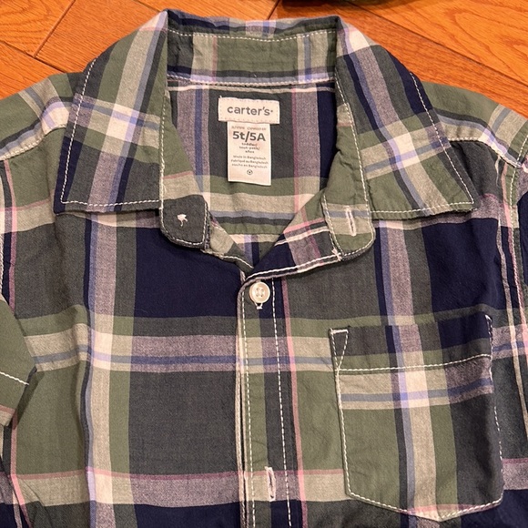 Boys plaid shirts size 5T - Picture 4 of 10